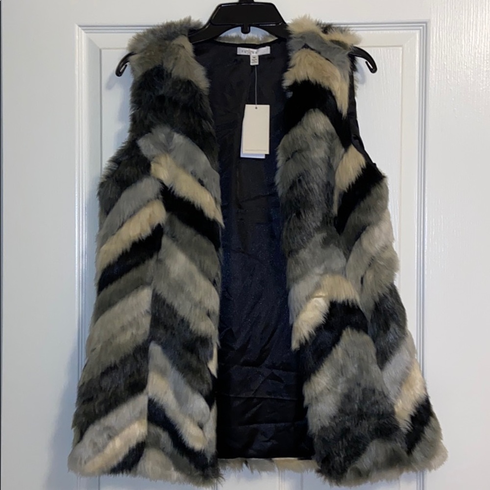Women’s Fashionable Multi-color Fur Vest